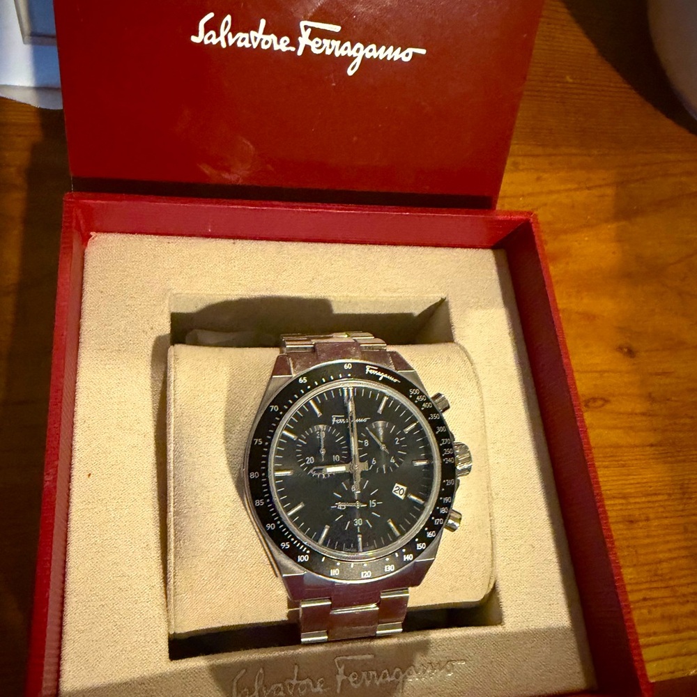 Salvatore Ferragamo Chronograph Watch